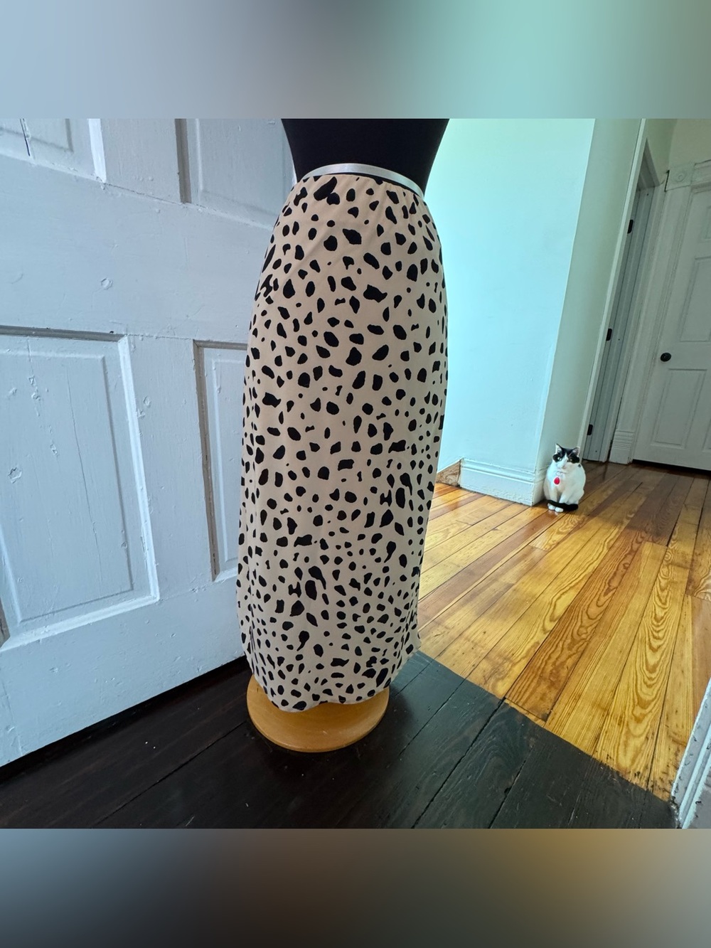 Patterned midi skirt
